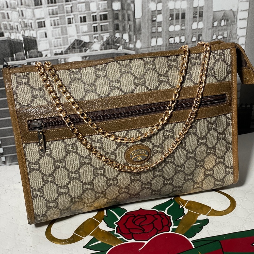 Authentic Rare Gucci Plus GG Monogram Clutch - Picture 4 of 15
